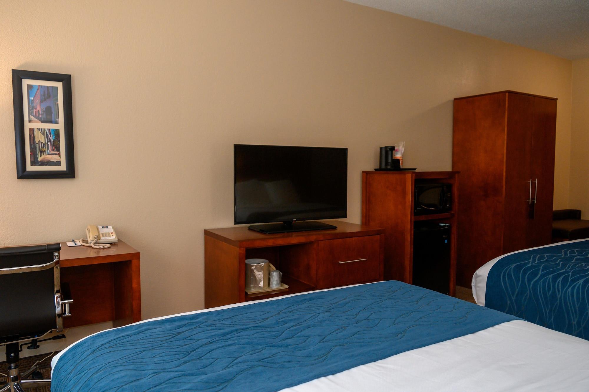 Comfort Inn & Suites Patriots Point Mount Pleasant Bagian luar foto