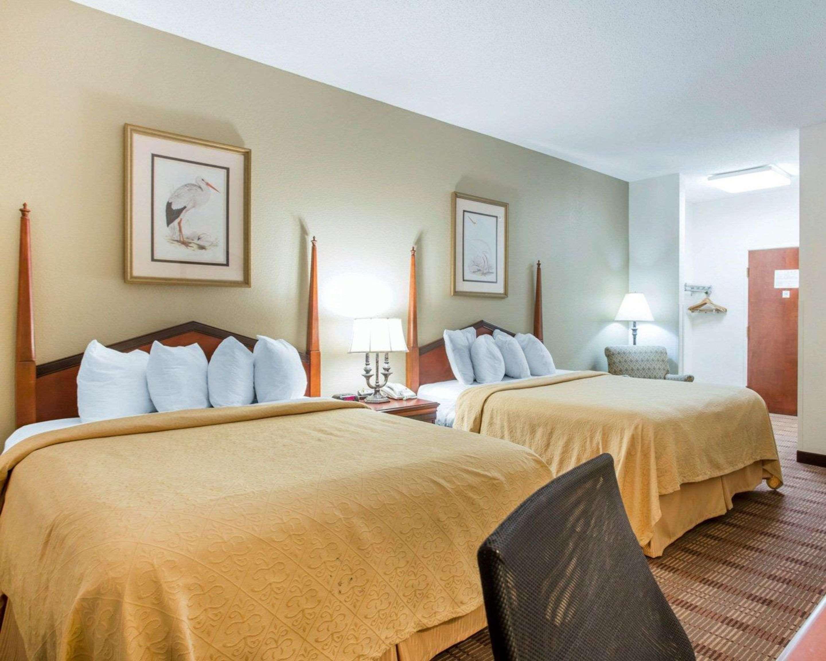 Comfort Inn & Suites Patriots Point Mount Pleasant Bagian luar foto