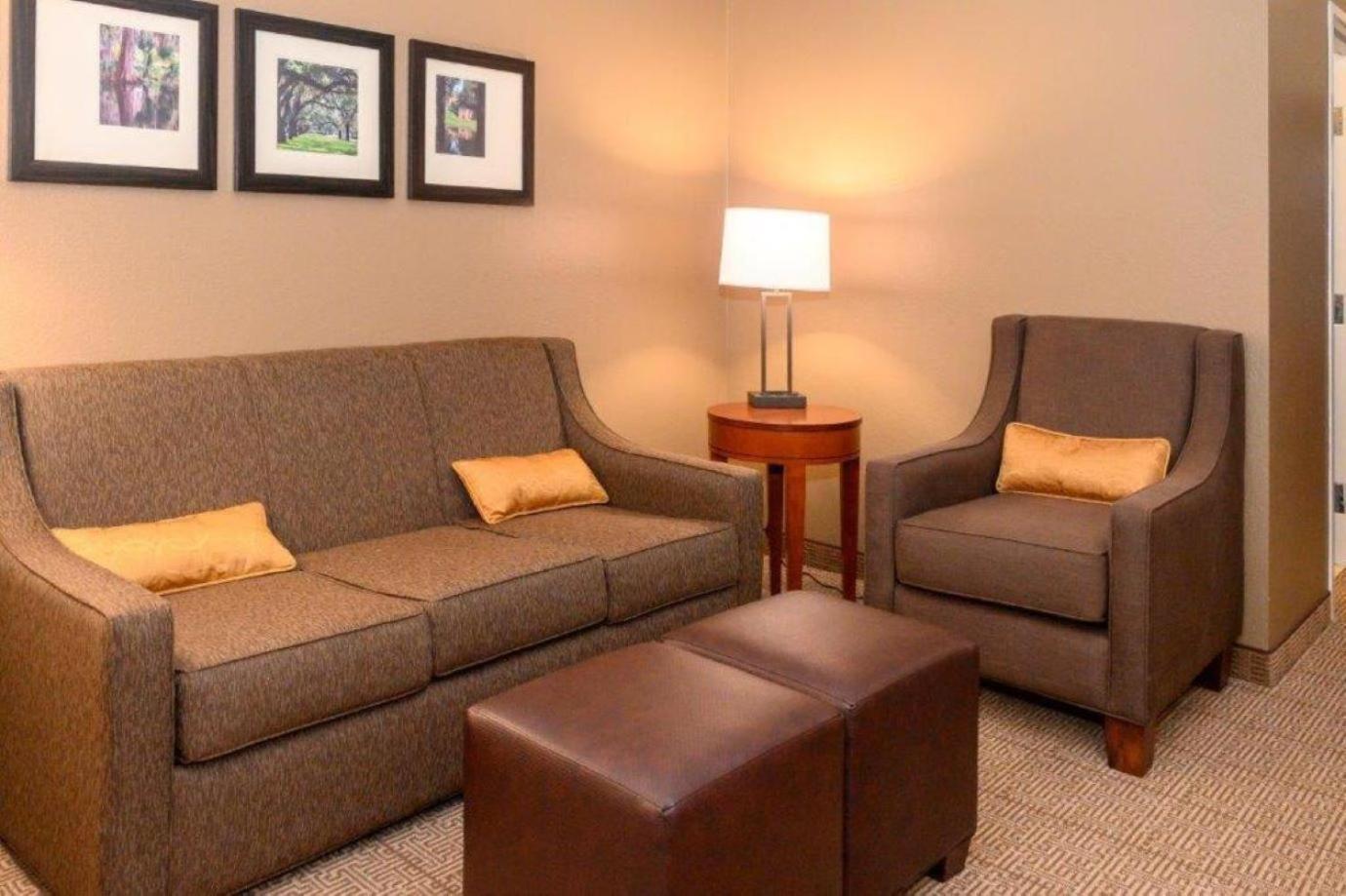 Comfort Inn & Suites Patriots Point Mount Pleasant Bagian luar foto