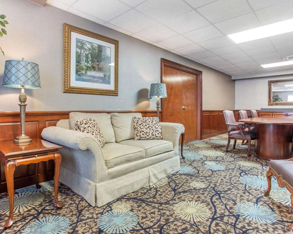 Comfort Inn & Suites Patriots Point Mount Pleasant Fasilitas foto